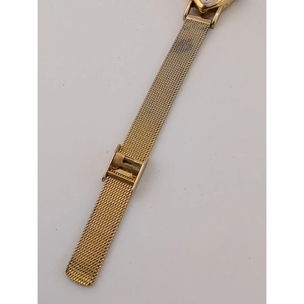 Gloria Vanderbilt II Women's Watch 18mm Case Gold Mesh Metal Band- New Battery